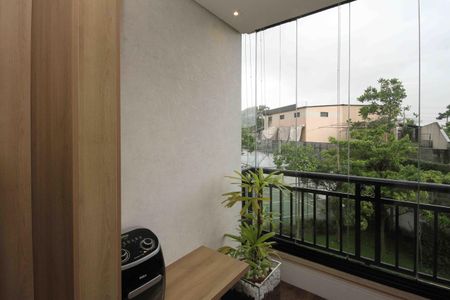 Apartamento à venda com 60m², 2 quartos e 1 vagaVaranda