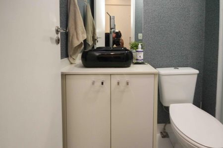 Apartamento à venda com 60m², 2 quartos e 1 vagaBanheiro Social