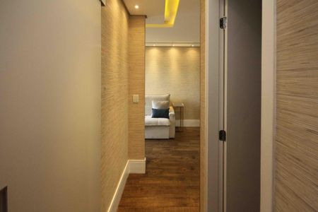 Apartamento à venda com 60m², 2 quartos e 1 vagaCorredor