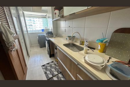 Apartamento à venda com 110m², 3 quartos e 2 vagasCozinha