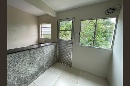 Sala de kitnet/studio para alugar com 1 quarto, 27m² em Jardim Marilu, Cotia
