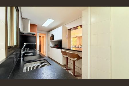 Foto 06 de apartamento à venda com 3 quartos, 119m² em Petrópolis, Porto Alegre