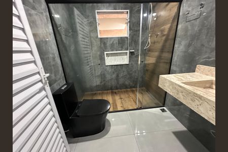 Casa para alugar com 74m², 2 quartos e sem vagaBanheiro