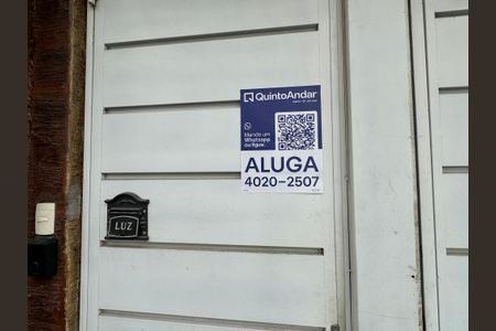 Casa para alugar com 74m², 2 quartos e sem vagaFachada