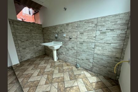 Casa para alugar com 74m², 2 quartos e sem vagaÁrea de Serviço