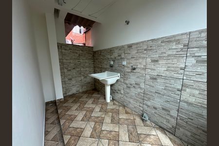 Casa para alugar com 74m², 2 quartos e sem vagaÁrea de Serviço