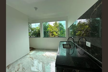 Casa para alugar com 74m², 2 quartos e sem vagaCozinha