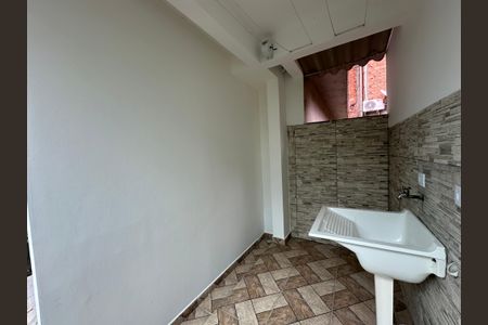 Casa para alugar com 74m², 2 quartos e sem vagaÁrea de Serviço