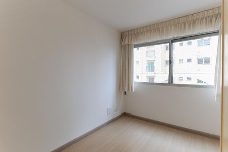 Apartamento à venda com 100m², 3 quartos e 1 vagaQuarto 2