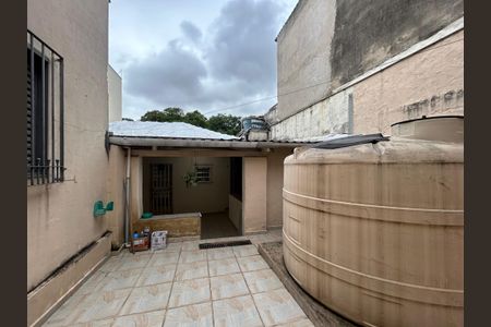 Casa à venda com 170m², 3 quartos e 2 vagas Casa à venda com 170m², 3 quartos e 2 vagasQuintal da Edícula