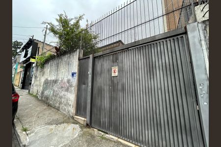 Casa à venda com 170m², 3 quartos e 2 vagas Casa à venda com 170m², 3 quartos e 2 vagasFachada