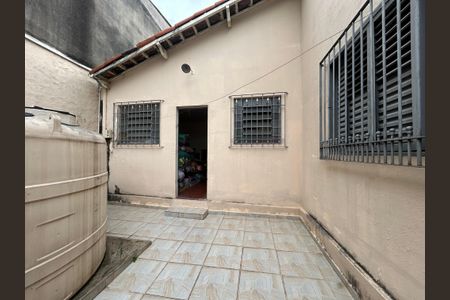 Casa à venda com 170m², 3 quartos e 2 vagas Casa à venda com 170m², 3 quartos e 2 vagasQuintal da Edícula