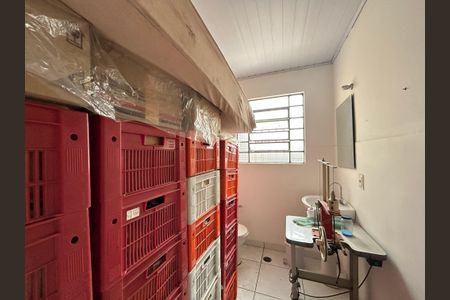 Casa à venda com 170m², 3 quartos e 2 vagas Casa à venda com 170m², 3 quartos e 2 vagasBanheiro da Edícula