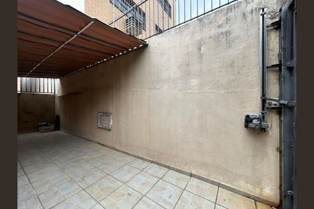 Casa à venda com 170m², 3 quartos e 2 vagas Casa à venda com 170m², 3 quartos e 2 vagasGaragem