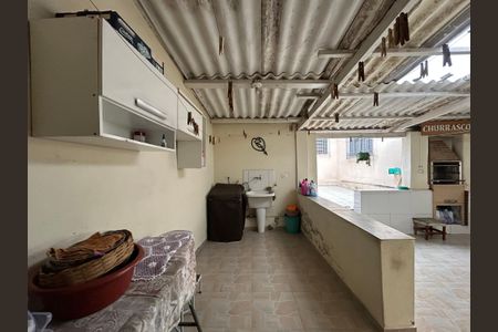 Casa à venda com 170m², 3 quartos e 2 vagas Casa à venda com 170m², 3 quartos e 2 vagasÁrea de Serviço