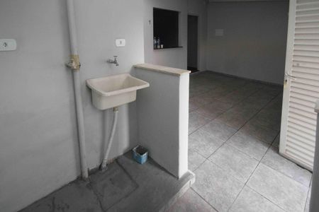 Casa para alugar com 130m², 1 quarto e 1 vaga