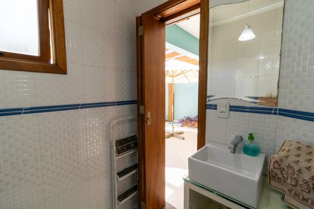 Casa à venda com 154m², 3 quartos e 3 vagasBanheiro 1
