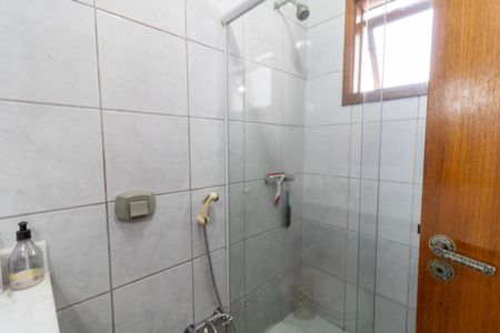 Casa à venda com 154m², 3 quartos e 3 vagasBanheiro 2