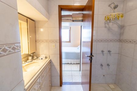 Casa à venda com 154m², 3 quartos e 3 vagasBanheiro da Suíte