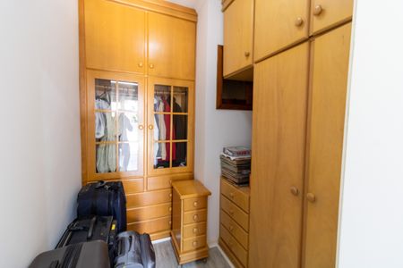 Casa à venda com 154m², 3 quartos e 3 vagasCloset do quarto 2