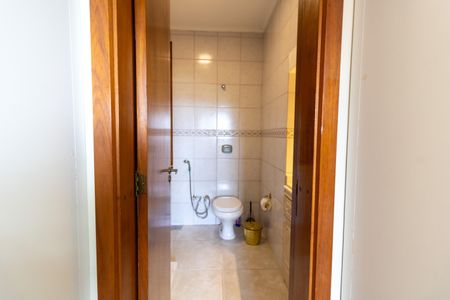 Casa à venda com 154m², 3 quartos e 3 vagasBanheiro da Suíte