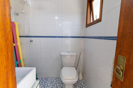 Casa à venda com 154m², 3 quartos e 3 vagasBanheiro 1