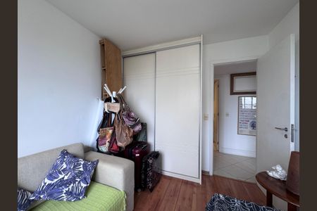 Apartamento à venda com 97m², 3 quartos e 1 vagaQuarto 2