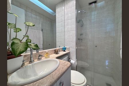 Apartamento à venda com 97m², 3 quartos e 1 vagaBanheiro Social