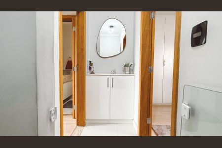 Casa à venda com 75m², 2 quartos e 1 vagaHall