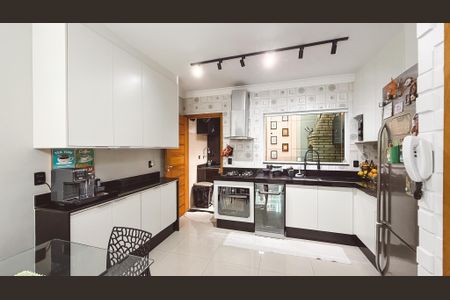 Casa à venda com 75m², 2 quartos e 1 vagaSala/Cozinha