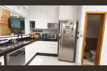 Casa à venda com 75m², 2 quartos e 1 vagaSala/Cozinha