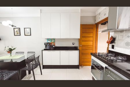 Casa à venda com 75m², 2 quartos e 1 vagaSala/Cozinha