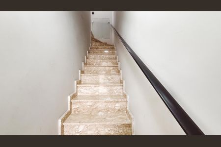 Escada de casa à venda com 2 quartos, 75m² em Parque Mandaqui, São Paulo