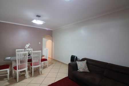 Casa à venda com 188m², 4 quartos e 2 vagasSala 