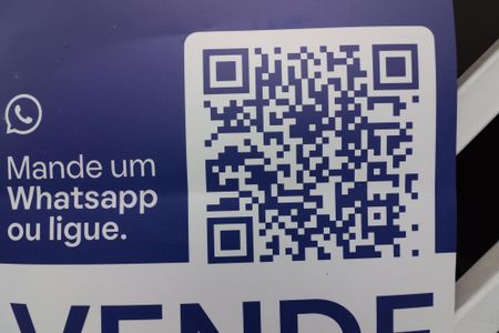 Casa à venda com 188m², 4 quartos e 2 vagasQR CODE 