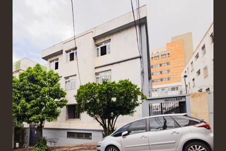 Apartamento à venda com 88m², 3 quartos e 1 vaga Apartamento à venda com 88m², 3 quartos e 1 vagaFachada