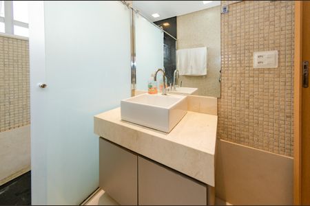 Apartamento à venda com 88m², 3 quartos e 1 vaga Apartamento à venda com 88m², 3 quartos e 1 vagaBanheiro