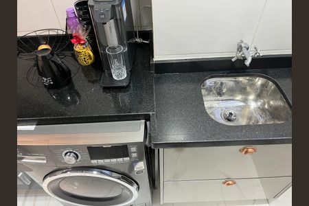 Área de serviço  de apartamento à venda com 2 quartos, 42m² em Jardim Lideranca, São Paulo