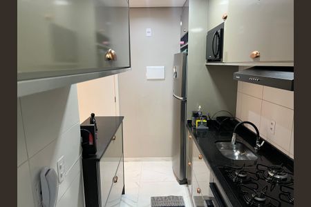 Cozinha  de apartamento à venda com 2 quartos, 42m² em Jardim Lideranca, São Paulo