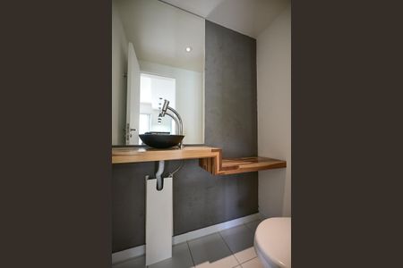 Apartamento à venda com 84m², 2 quartos e 1 vagaLavabo