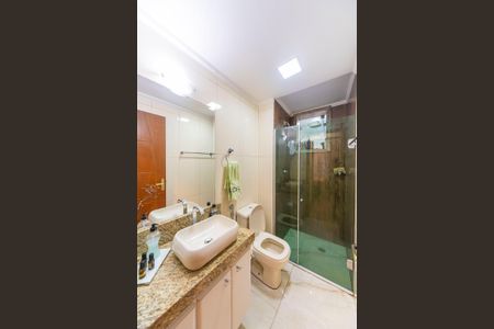 Apartamento à venda com 70m², 3 quartos e 1 vagaBanheiro 