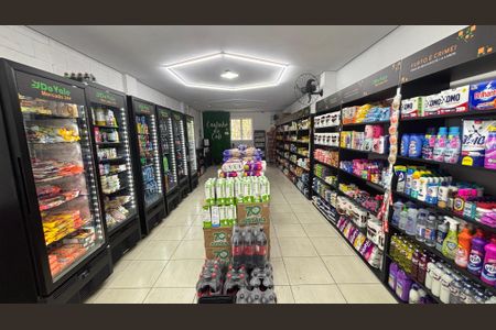 Apartamento à venda com 70m², 3 quartos e 1 vagaMini Mercado