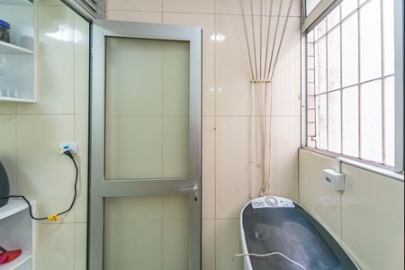 Apartamento à venda com 70m², 3 quartos e 1 vagaÁrea de Serviço