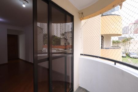 Apartamento para alugar com 63m², 3 quartos e 1 vagaSacada