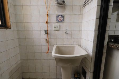 Apartamento para alugar com 63m², 3 quartos e 1 vagaÁrea de Serviço