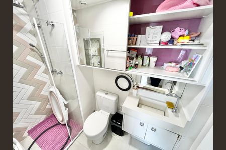 Apartamento à venda com 92m², 2 quartos e 2 vagasBanheiro da Suíte 2