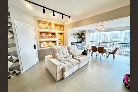 Apartamento à venda com 92m², 2 quartos e 2 vagasSala