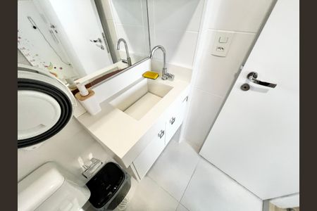 Apartamento à venda com 92m², 2 quartos e 2 vagasBanheiro da Suíte 2