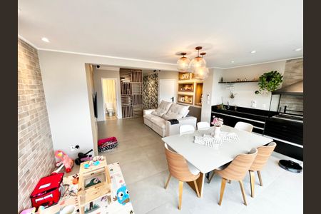 Apartamento à venda com 92m², 2 quartos e 2 vagasSala