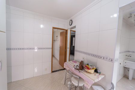Apartamento para alugar com 55m², 2 quartos e 1 vaga Apartamento para alugar com 55m², 2 quartos e 1 vagaCozinha